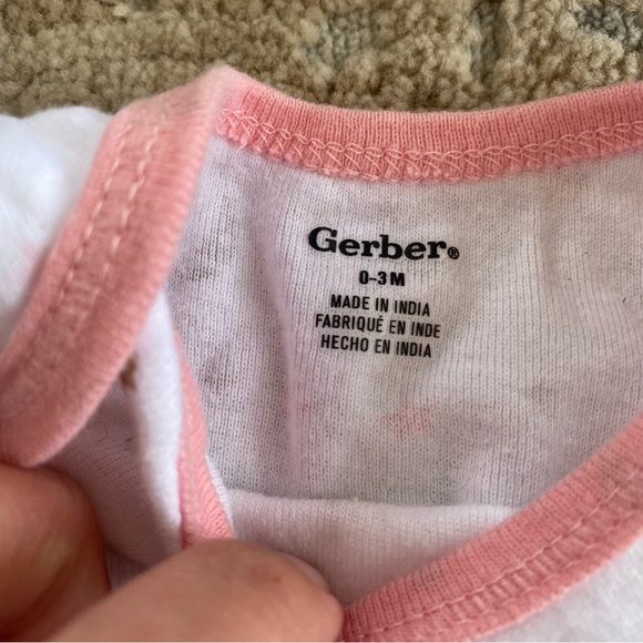 Gerber 0-3 months Baby Girl Bundle of Sleepsuit Onesies Bodysuit Top Cotton - Picture 5 of 8